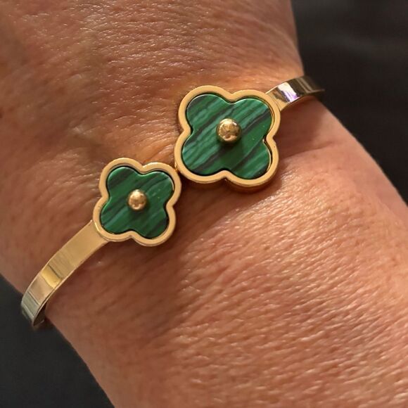 No Brand Jewelry - Vintage hinge bracelet